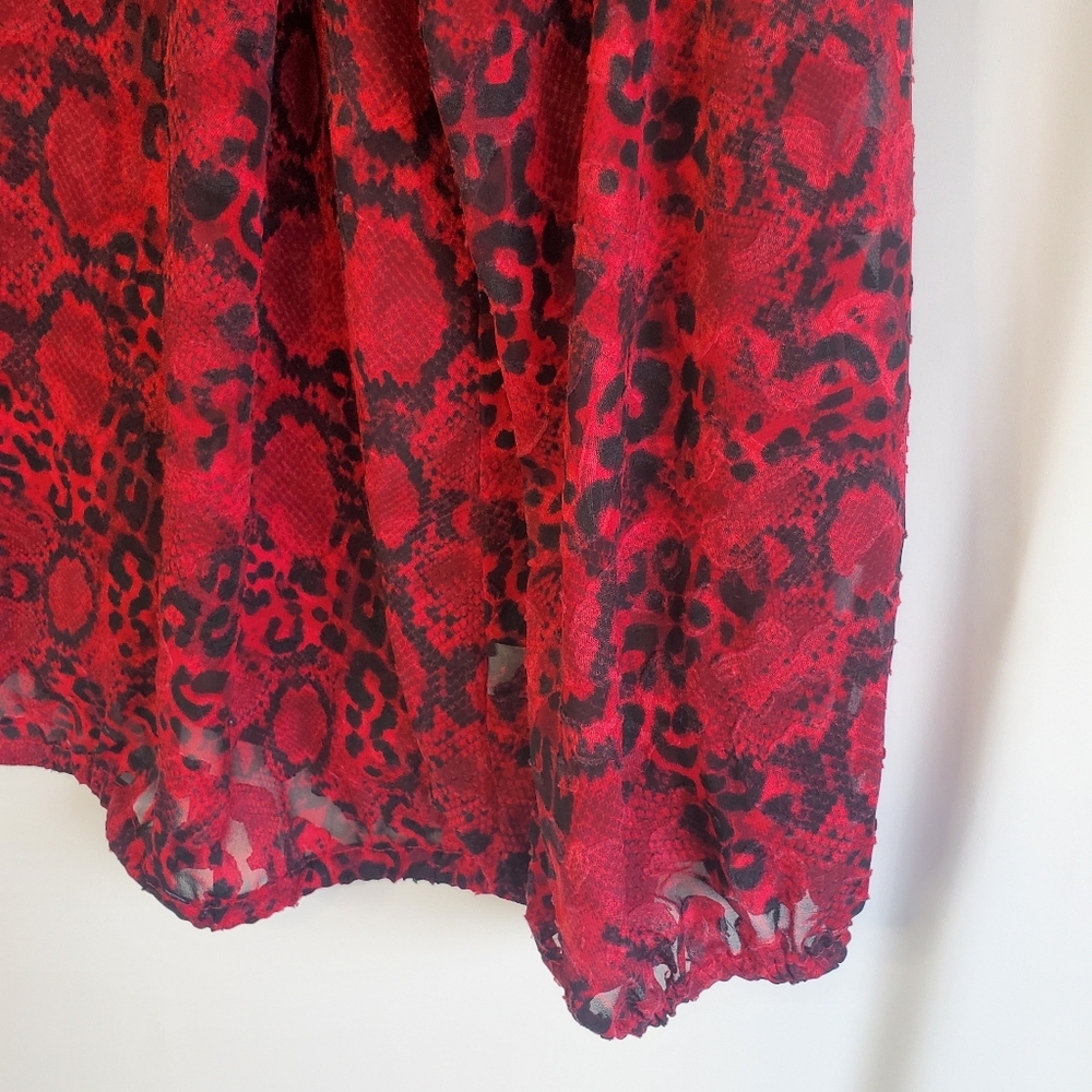 Lane Bryant Size 18 Red&Blk animal print shear cut-out L/Sl tunic blouse - Picture 8 of 10